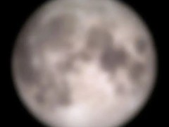 网友称三星拍摄月亮造假，这样的AI算法自动P图你接受吗？
