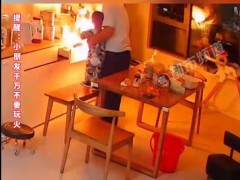 爷爷带娃玩打火机 下一秒火光冲天 监控视频触目惊心，母亲直呼“我当时都快疯了”！
