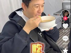 黄晓明晒增肥过程 腹肌变大肚腩 自己为角色增肥30斤的感受！