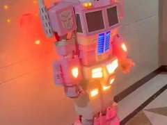 点赞！不想女儿玩手机宝爸手搓了个游乐场，这位宝爸居然干了这件事！