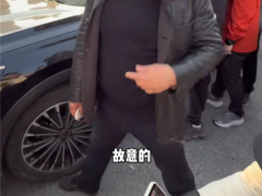 车主参加“问题车展”被拦 车企人员现场阻拦维权[推荐]